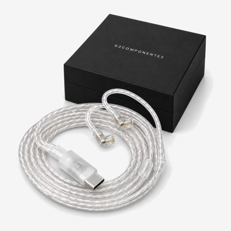 Cable KZ USB-C plateado junto a la caja KZCOMPONENTES