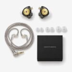 What's in the box of the KZ EDX Pro: earphones, cable, ear tips and box
