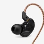 KZ EDX, auricular in-ear en vista de tres cuartos KZ EDX, auricular in-ear en vista de tres cuartos