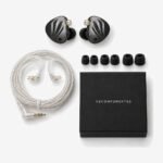 Contenido de la caja del KZ Krila: auriculares, cable, almohadillas y caja Contenido de la caja del KZ Krila: auriculares, cable, almohadillas y caja