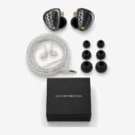 Contenido de la caja del KZ Zenith: auriculares, cable, almohadillas y caja Contenido de la caja del KZ Zenith: auriculares, cable, almohadillas y caja