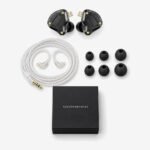 What's in the box of the KZ ZS10 Pro 2: earphones, cable, ear tips and box What's in the box of the KZ ZS10 Pro 2: earphones, cable, ear tips and box