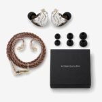 Contenido de la caja del KZ ZS10 Pro: auriculares, cable, almohadillas y caja Contenido de la caja del KZ ZS10 Pro: auriculares, cable, almohadillas y caja