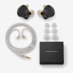 What's in the box of the KZ ZS10 Pro X: earphones, cable, ear tips and box What's in the box of the KZ ZS10 Pro X: earphones, cable, ear tips and box